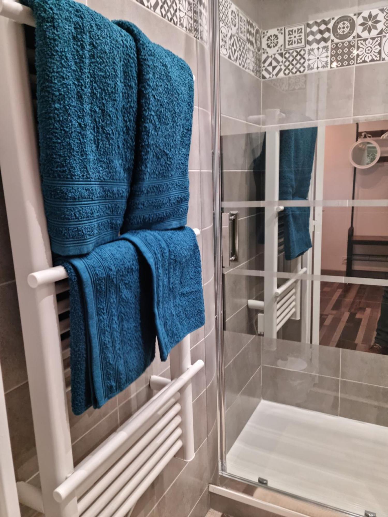 Superbe T2 Tout Confort 3 Etoiles, Entierement Renove Avec Piscine, Parking, Clim, Wifi, Netflix La Grande-Motte Exterior foto